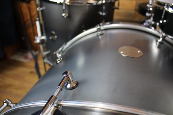 Raw Iron drumset - immagine 7